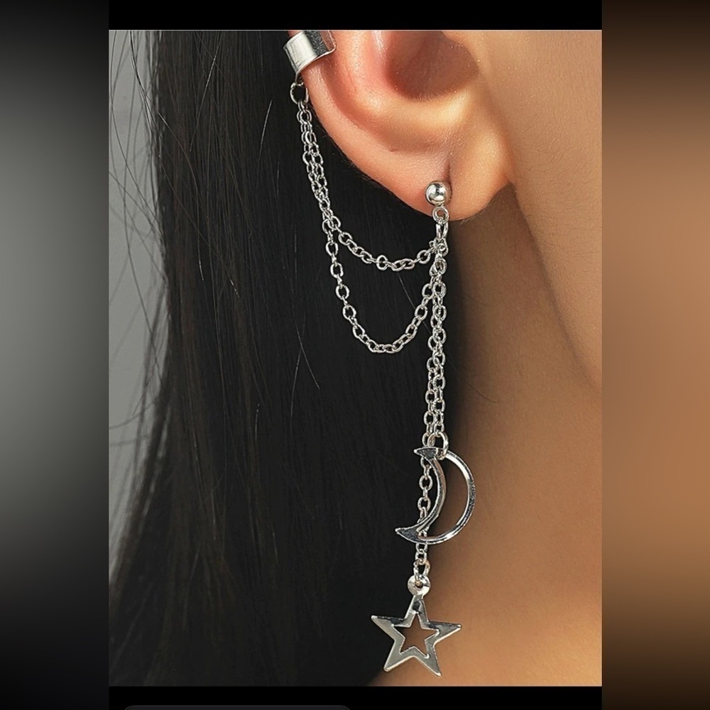 Silver 3/$30 Star Chain 1pc Ear Cuff Earring
